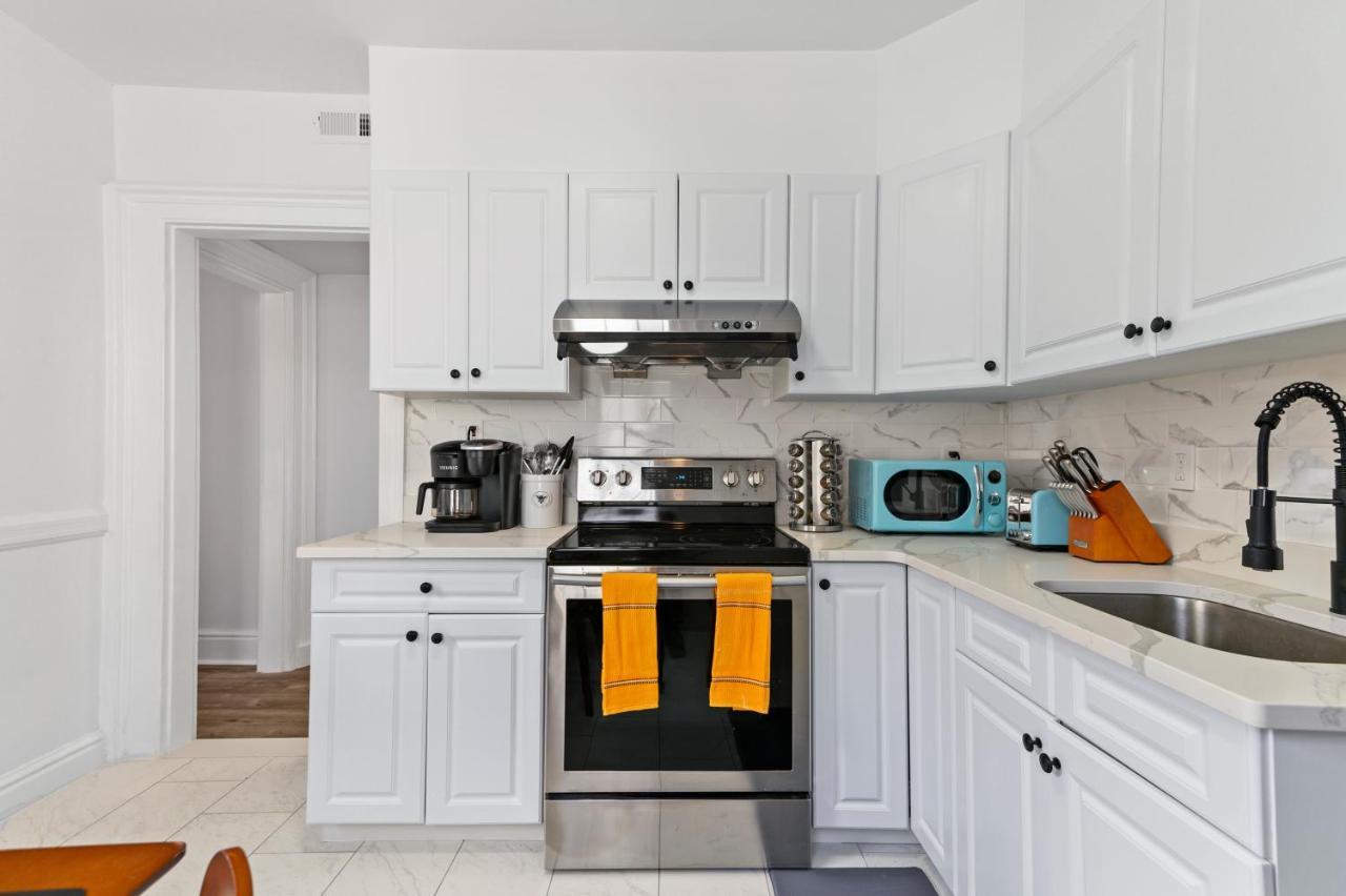 Apartament Orange Oasis In The Heart Of East Rock With Free Parking Near Dt And Yale New Haven Zewnętrze zdjęcie